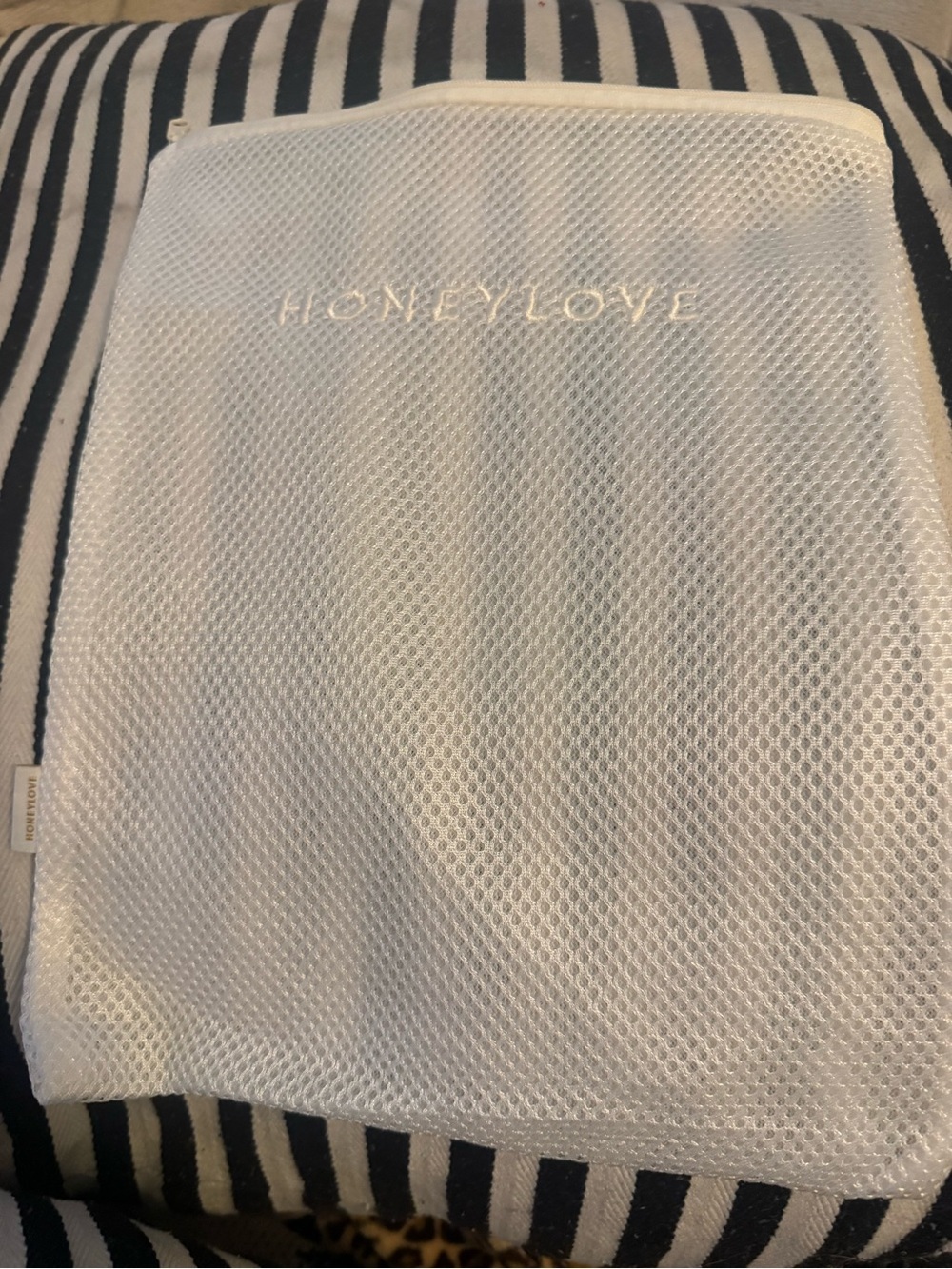 Honeylove Mesh Laundry Wash Bag White Zipper Delicates Shapewear 12x10 EUC